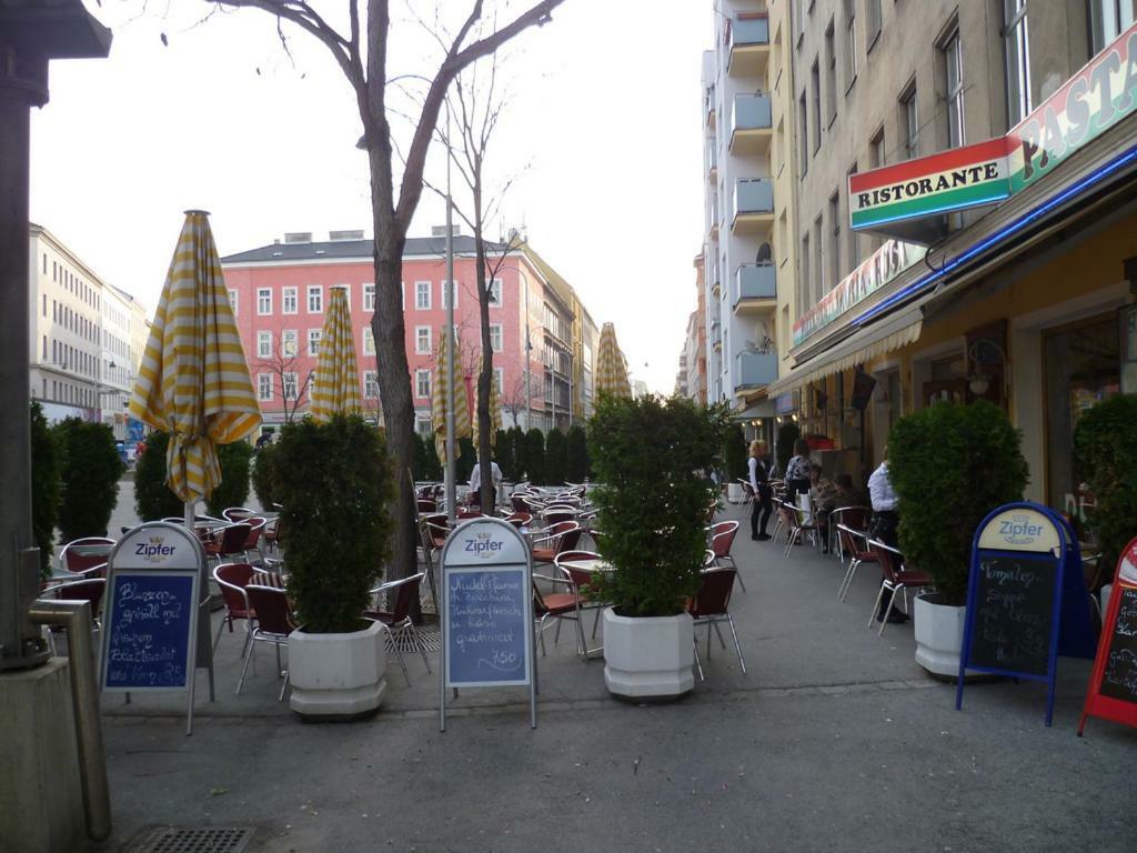 Jungle Apartment Vienna Self Check-In المظهر الخارجي الصورة